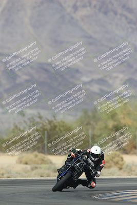 media/Oct-30-2025-Racers Edge (Thu) [[dabbdaf680]]/3-B Group/Session 5 (Turn 6)/